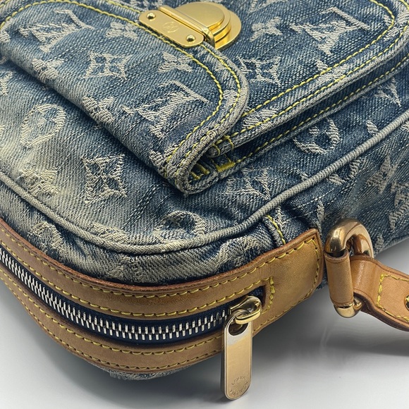 Louis Vuitton Denim Camera Bag Jean Monogram Crossbody Shoulder Vintage Rare LV - Picture 11 of 16